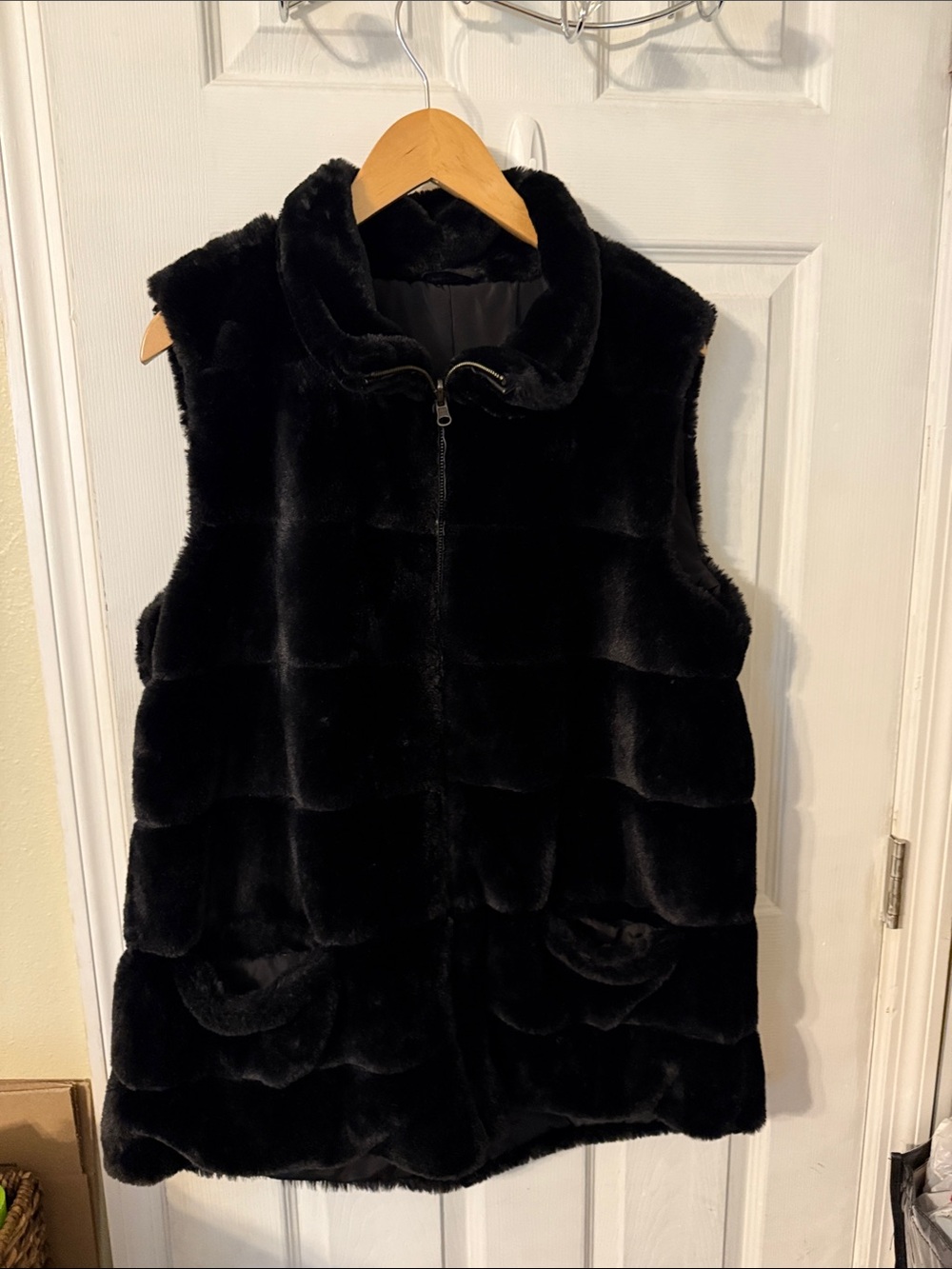 Women's Black Faux Fur Vest with Zip Front